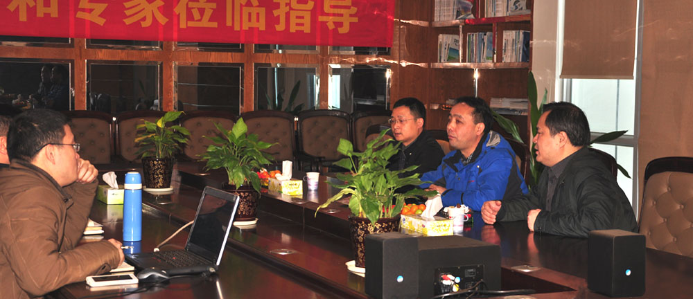 全國電磁計量技術(shù)委員會邵海明秘書長在湖南省計量檢測研究院李慶先副院長的陪同下，蒞臨銀河電氣指導工作