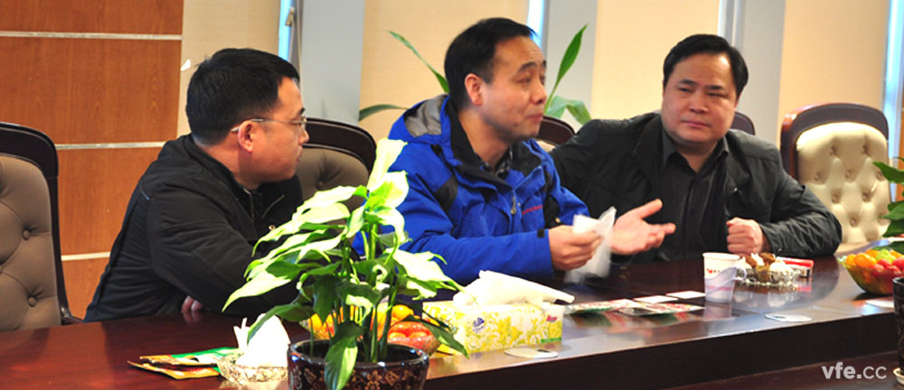 全國電磁計量技術(shù)委員會邵海明秘書長在湖南省計量檢測研究院李慶先副院長的陪同下，蒞臨銀河電氣指導工作